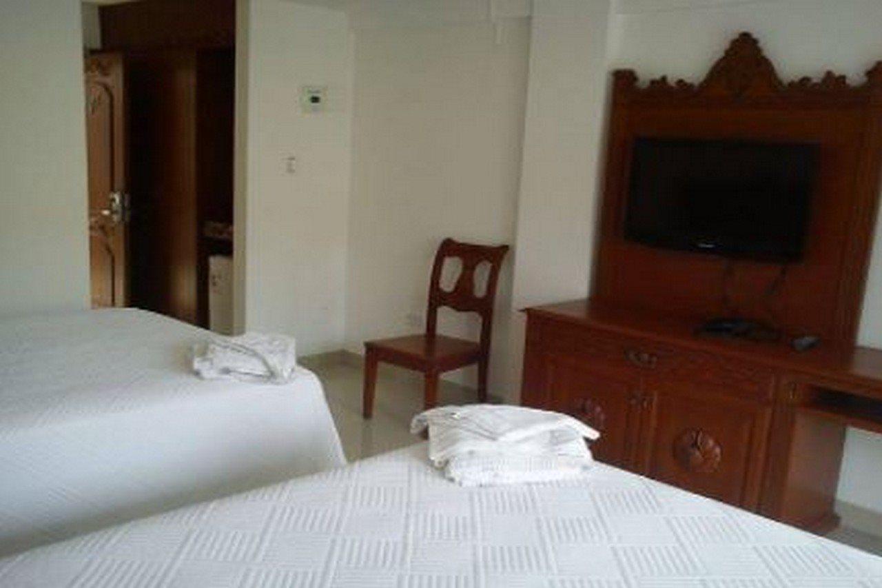 Hotel Misional Santa Cruz de La Sierra Exterior photo